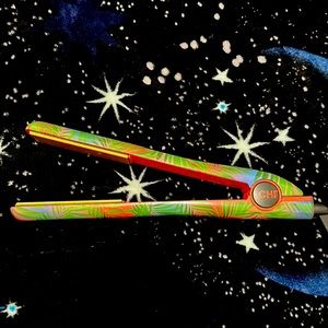 i.Chi hair straightener!